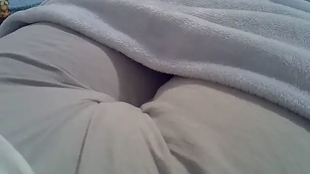 perescam online show from September 2025 02:33:01 AM