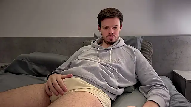 Snapshot of jerked_letto chatting on February 2025 10:18:01 AM jerked letto online show from February 2025 10:18:01 AM