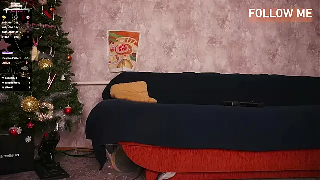 Snapshot of Evelively chatting on December 2024 10:00:02 PM Evelively online show from December 2024 10:00:02 PM