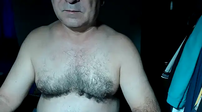 Snapshot of ferdinad20 chatting on December 2024 03:33:01 PM ferdinad20 online show from December 2024 03:33:01 PM
