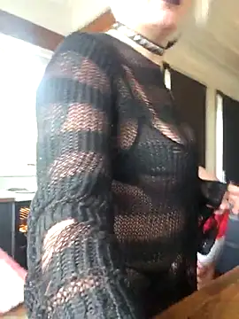 PinkTheHawk online show from December 2025 05:57:01 AM