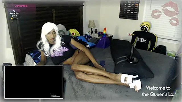 QueenofWhiteIce online show from January 2025 04:32:01 AM