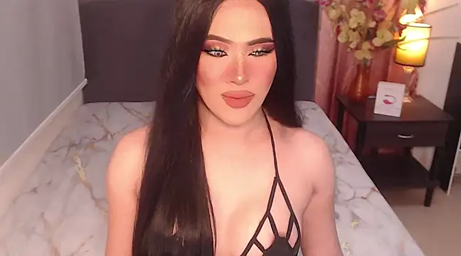 Snapshot of MistressAthalia chatting on February 2025 01:47:02 AM MistressAthalia online show from February 2025 01:47:02 AM