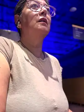 emma tour online show from January 2026 02:21:02 PM