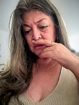 emma tour online show from January 2026 12:18:01 PM