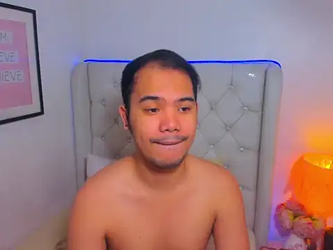 AsianZero online show from March 2026 04:23:01 PM