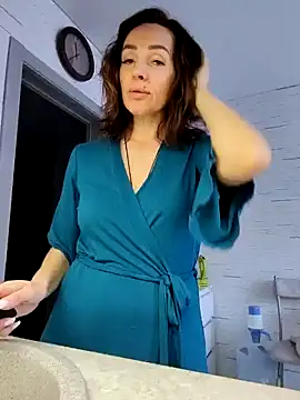 EvaXOAir online show from December 2024 04:34:01 AM