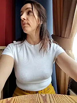 EvaXOAir online show from March 2025 09:02:02 AM