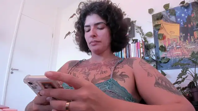 TaliMajesty online show from October 2025 01:47:02 PM