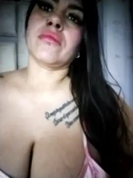 chelaqueen  online show from January 2026 01:27:01 PM