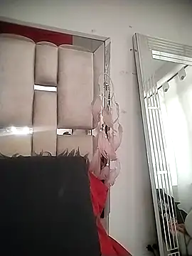 chelaqueen  online show from April 2026 06:23:02 PM