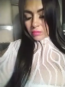 chelaqueen  online show from July 2026 03:00:02 AM