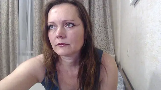 SheLion online show from December 2025 04:27:01 PM