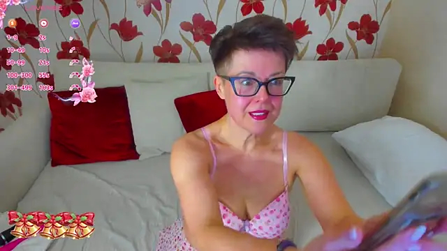 Snapshot of JennAlison chatting on December 2024 12:50:02 PM JennAlison online show from December 2024 12:50:02 PM