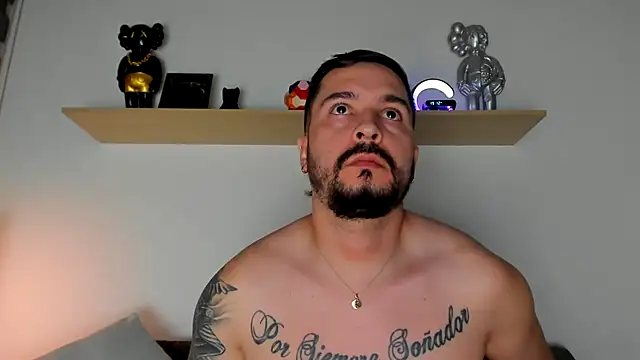 Snapshot of camilo_restrepo21 chatting on January 2025 12:12:02 AM camilo restrepo21 online show from January 2025 12:12:02 AM