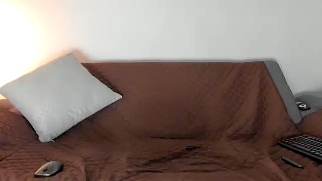 Snapshot of camilo_restrepo21 chatting on February 2025 04:57:02 AM camilo restrepo21 online show from February 2025 04:57:02 AM