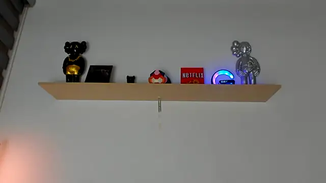 Snapshot of camilo_restrepo21 chatting on February 2025 08:00:02 AM camilo restrepo21 online show from February 2025 08:00:02 AM