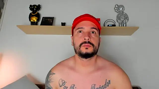 Snapshot of camilo_restrepo21 chatting on February 2025 11:22:02 PM camilo restrepo21 online show from February 2025 11:22:02 PM