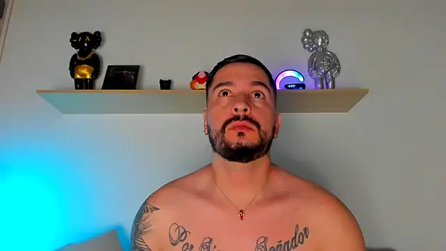 Snapshot of camilo_restrepo21 chatting on February 2025 11:57:02 PM camilo restrepo21 online show from February 2025 11:57:02 PM