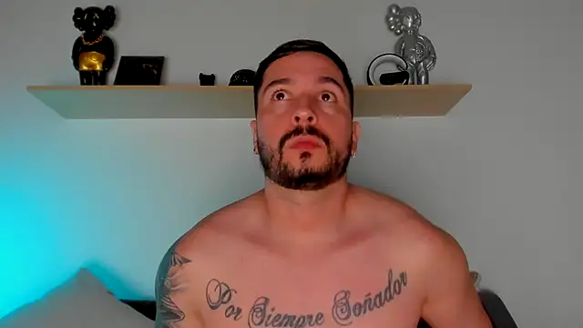 Snapshot of camilo_restrepo21 chatting on March 2025 11:39:02 PM camilo restrepo21 online show from March 2025 11:39:02 PM