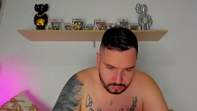 Snapshot of camilo_restrepo21 chatting on October 2025 12:51:02 AM camilo restrepo21 online show from October 2025 12:51:02 AM