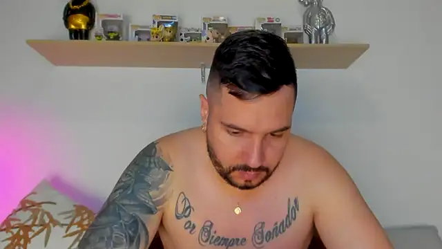 Snapshot of camilo_restrepo21 chatting on October 2025 11:42:02 PM camilo restrepo21 online show from October 2025 11:42:02 PM