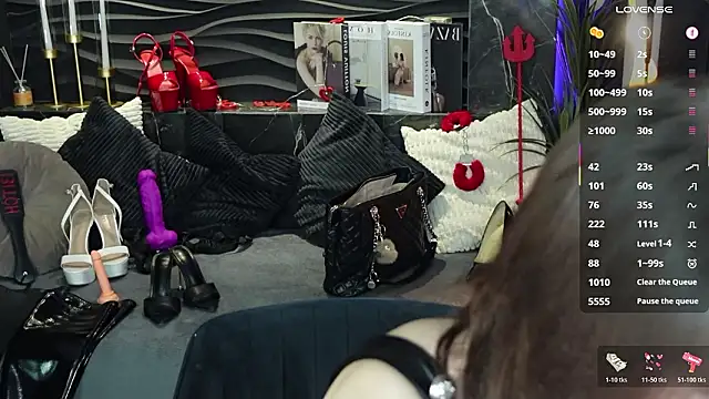 Snapshot of MistressDarsy chatting on February 2026 02:17:02 PM MistressDarsy online show from February 2026 02:17:02 PM