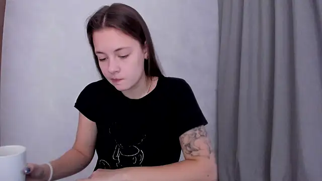 why again me online show from January 2025 01:40:01 PM