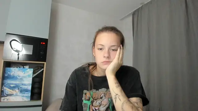 why again me online show from September 2025 06:40:02 PM