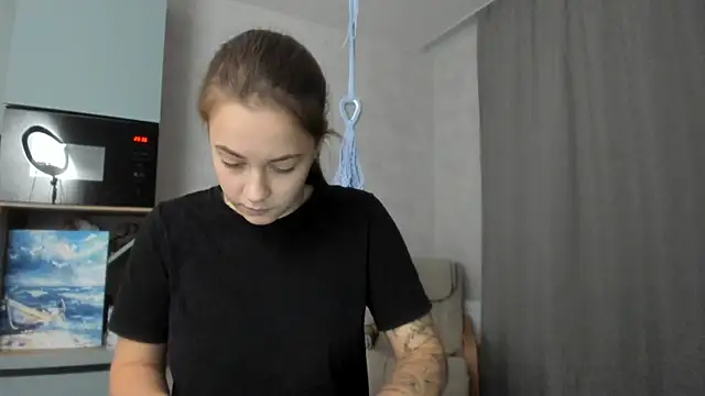 why again me online show from October 2025 05:36:02 PM