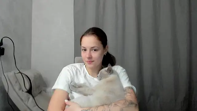 why again me online show from April 2026 06:23:01 PM