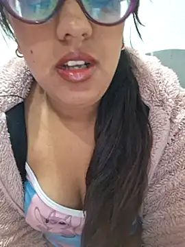 Snapshot of ZaidaWet chatting on January 2025 03:09:01 PM ZaidaWet online show from January 2025 03:09:01 PM
