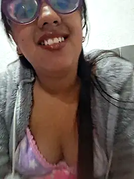 Snapshot of ZaidaWet chatting on February 2025 02:46:01 PM ZaidaWet online show from February 2025 02:46:01 PM