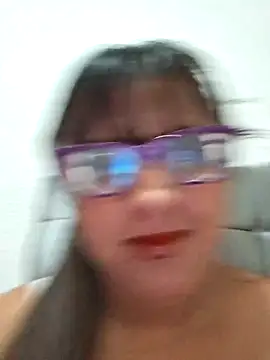 Snapshot of ZaidaWet chatting on February 2025 04:37:02 PM ZaidaWet online show from February 2025 04:37:02 PM