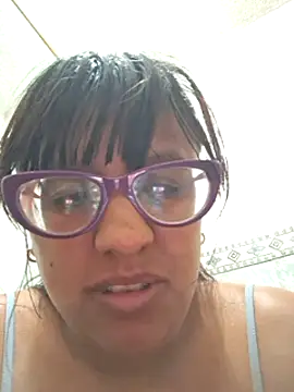 Snapshot of ZaidaWet chatting on March 2025 02:45:02 PM ZaidaWet online show from March 2025 02:45:02 PM
