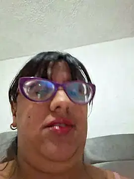 Snapshot of ZaidaWet chatting on March 2025 05:58:01 PM ZaidaWet online show from March 2025 05:58:01 PM