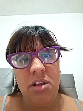 Snapshot of ZaidaWet chatting on March 2025 11:33:02 AM ZaidaWet online show from March 2025 11:33:02 AM