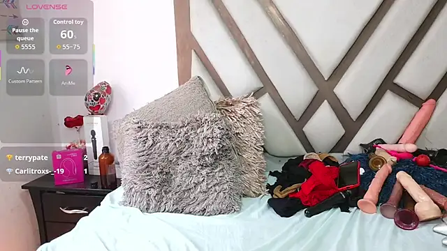 matureluna online show from February 2026 04:29:01 PM