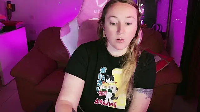 kisicaxx online show from January 2025 04:57:01 PM