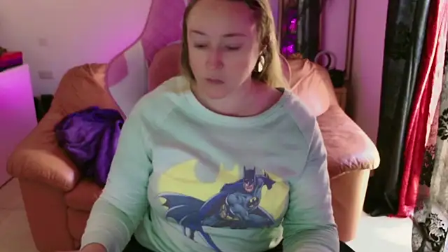 kisicaxx online show from January 2025 01:24:02 PM