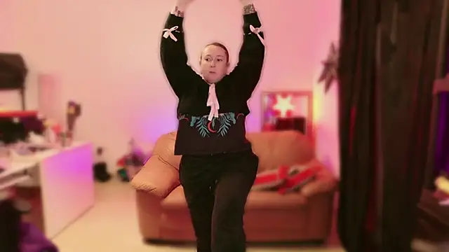 kisicaxx online show from March 2025 06:01:02 PM