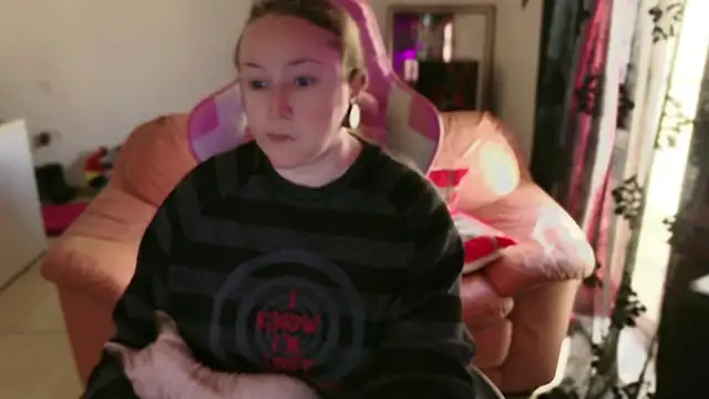 kisicaxx online show from March 2025 01:29:02 PM