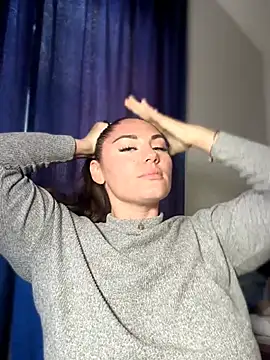 lovely beast online show from April 2026 01:02:02 PM