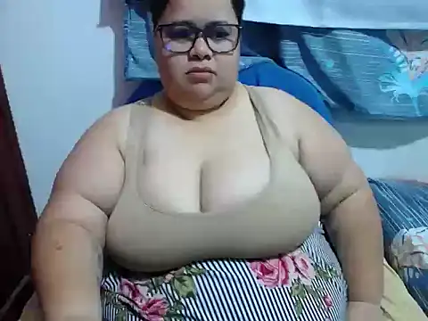 hotlesby4uxxx online show from June 2026 11:43:01 PM