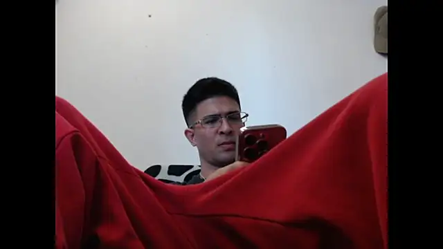 Snapshot of SebastianReiss chatting on November 2025 05:29:01 AM SebastianReiss online show from November 2025 05:29:01 AM