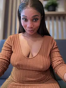 Snapshot of __Nessa__ chatting on February 2025 02:55:02 PM Nessa online show from February 2025 02:55:02 PM