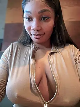 Snapshot of __Nessa__ chatting on February 2025 12:06:02 PM Nessa online show from February 2025 12:06:02 PM
