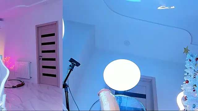 Snapshot of Jane_Klein chatting on December 2024 04:03:02 AM Jane Klein online show from December 2024 04:03:02 AM