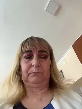 Irina2909xh online show from February 2025 09:00:02 AM