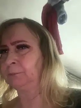 Irina2909xh online show from February 2025 09:11:02 AM